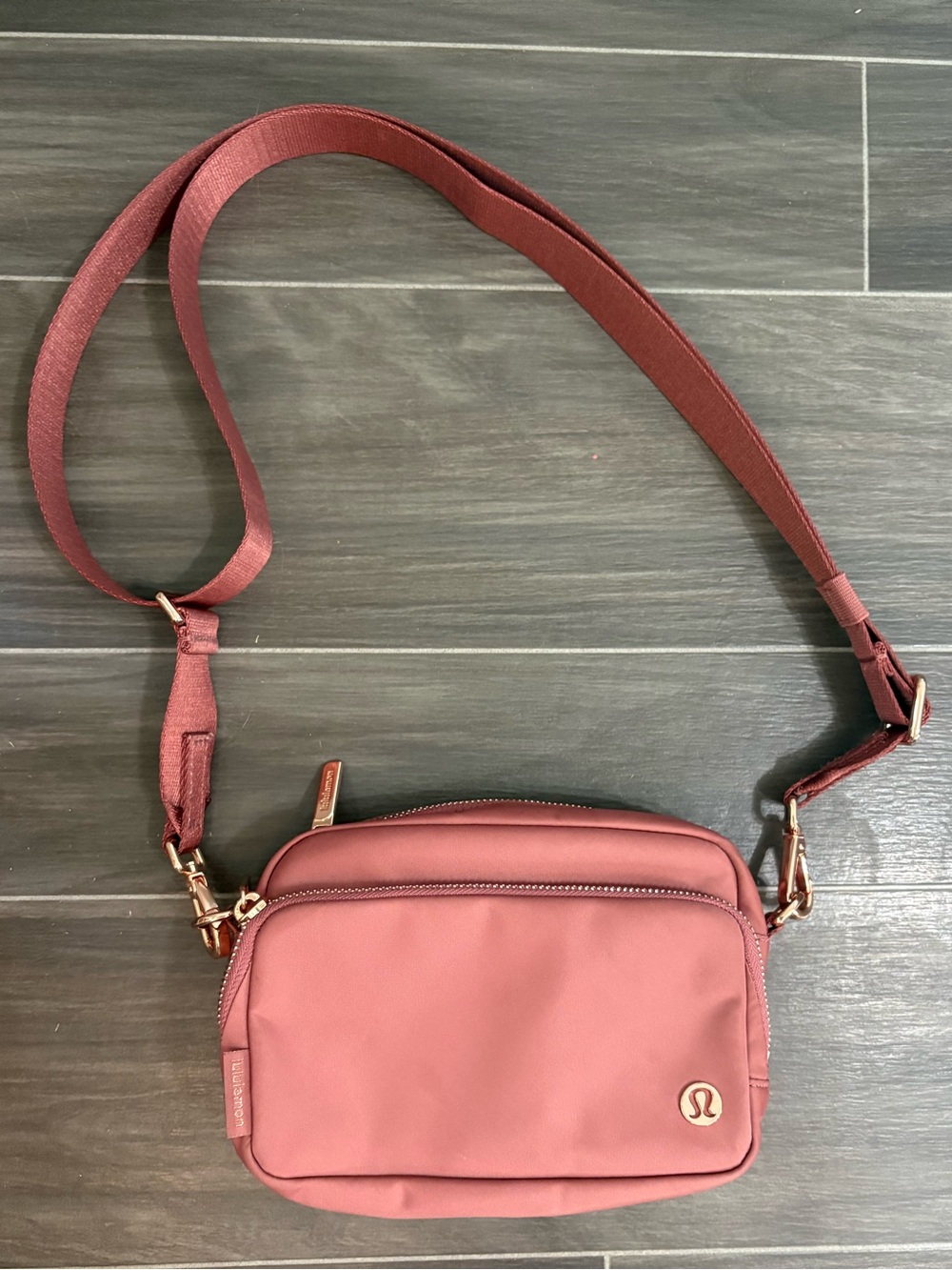 Lululemon Everywhere Crossbody Bag -Discontinued Spiced Chai/Rose Gold
